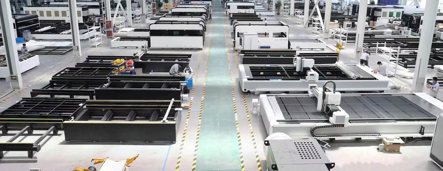 Лазерный станок с ЧПУ для резки металла G∙WEIKE LF3015LN